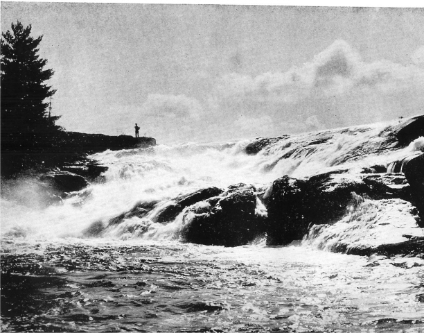 Curtain_Falls_MN_Hist_Soc_Nute_1944a.jpg