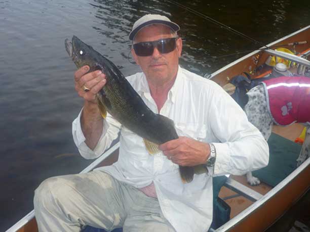 QJ-dad_walleye.jpg