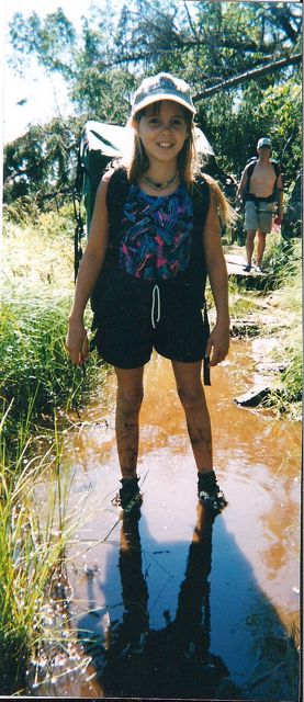 liz_in_mud.jpg
